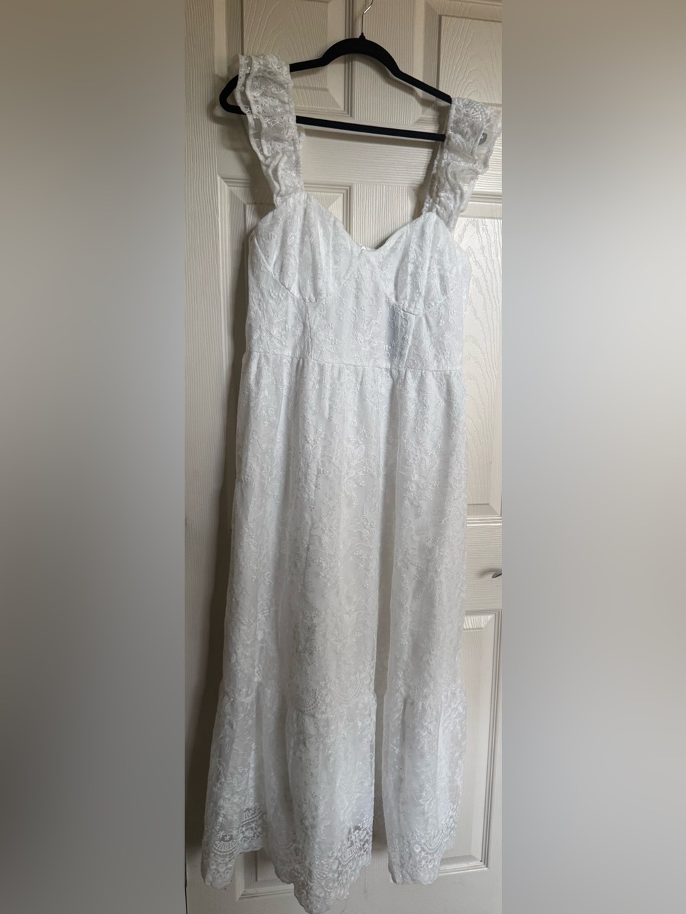 Private Label White Lace Maxi Dress